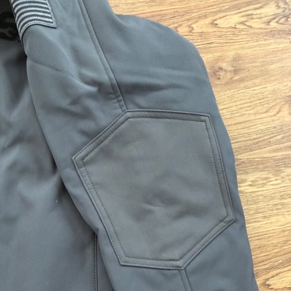 Snap-On Jacket - Picture 4 of 9